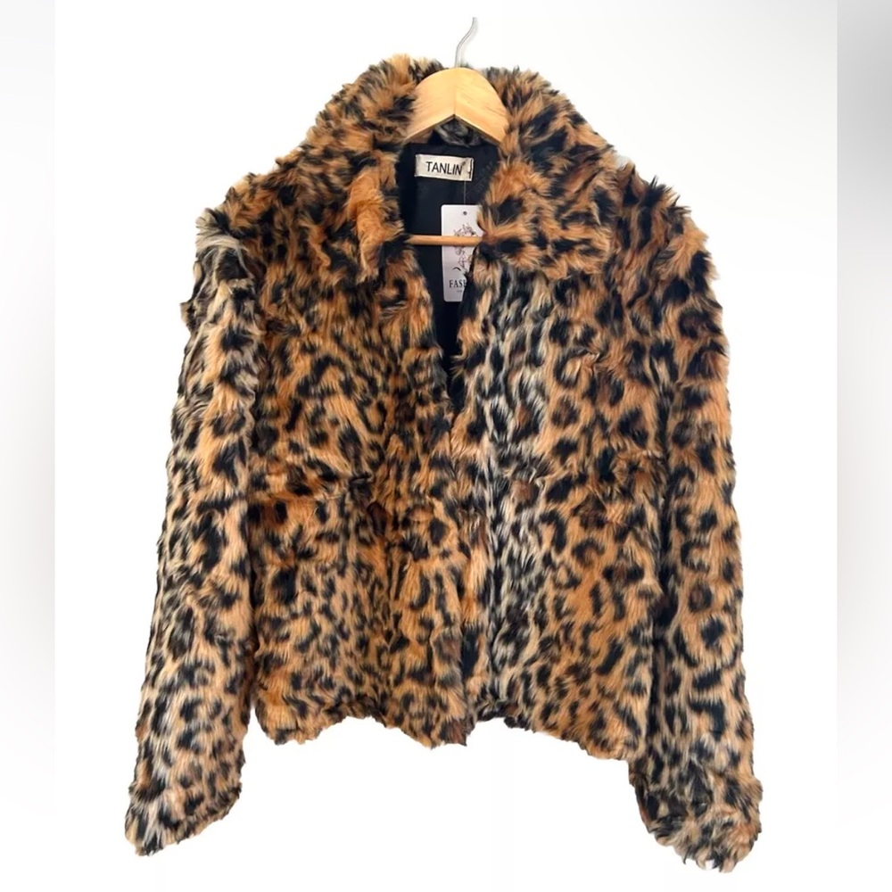 Tanlin Leopard Faux Fur Jacket Coat NWT Size Small/Medium